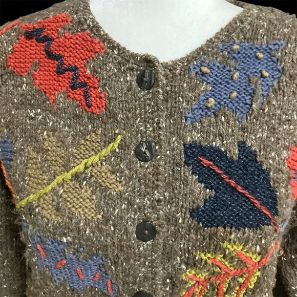 Vintage Multicolor Leaf Pattern Cardigan - Picture 3 of 6